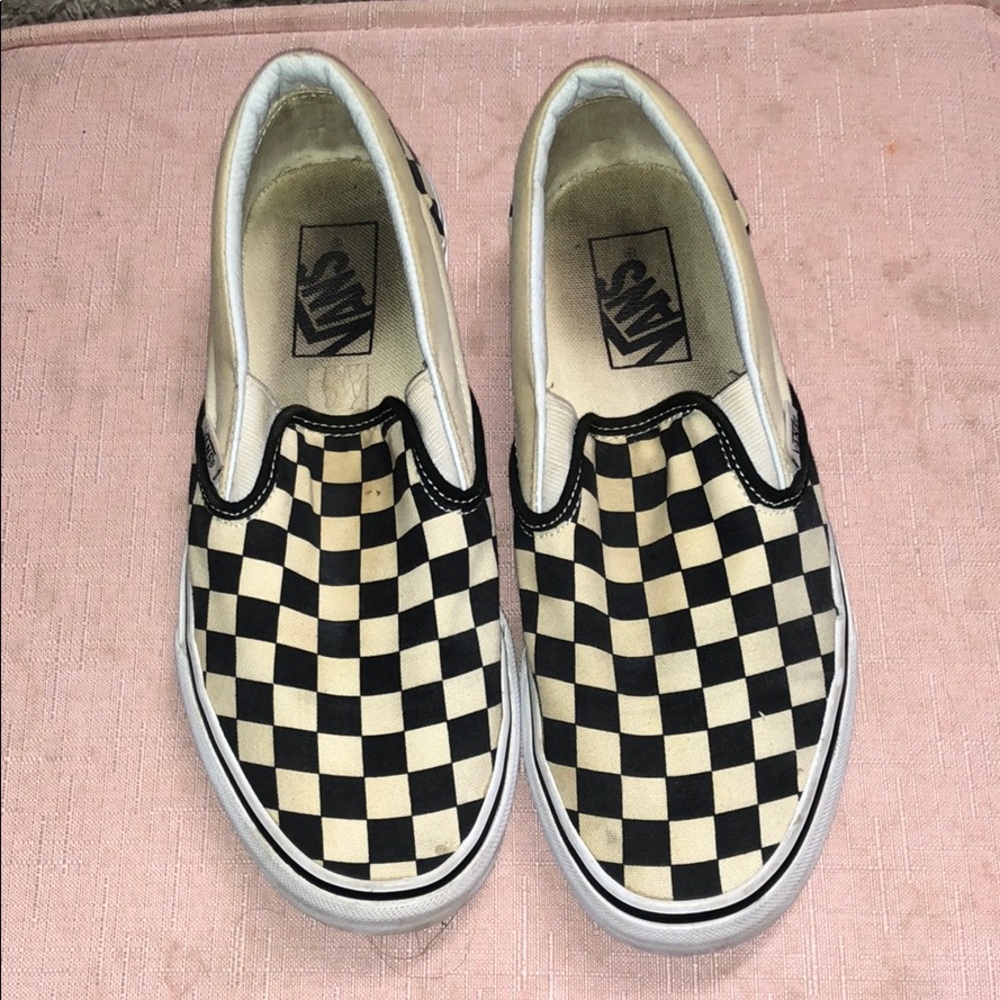 checkerboard black slip on vans